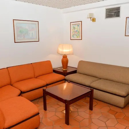 Lagosmar Story Otel 2*